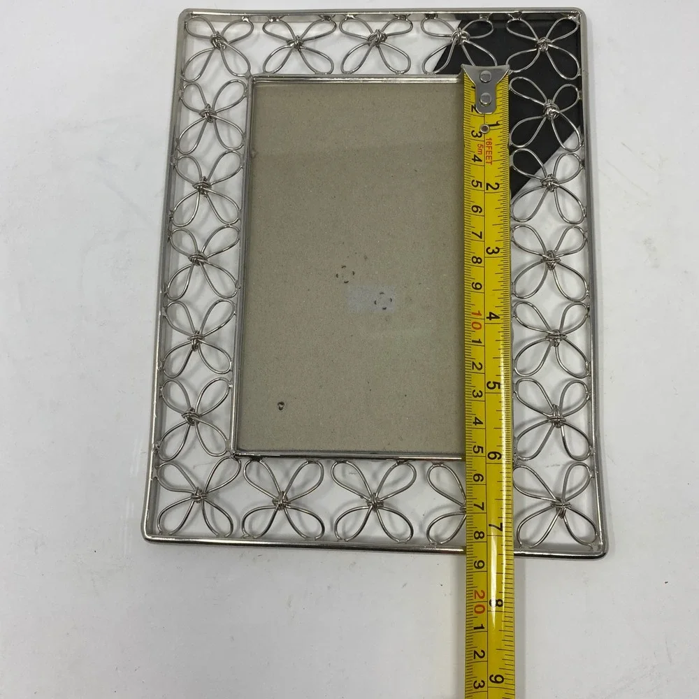 Flower Border Desktop Photo Frame‎